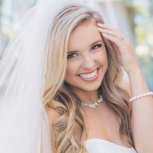 Meet your Posher, Alexia